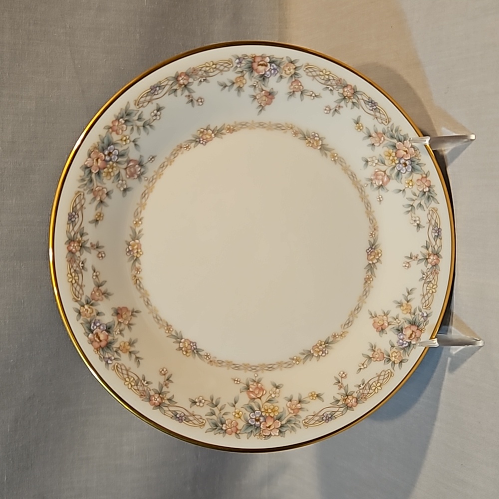 NEW Noritake Gallery 7246 Bread & Butter Plate Ivory China